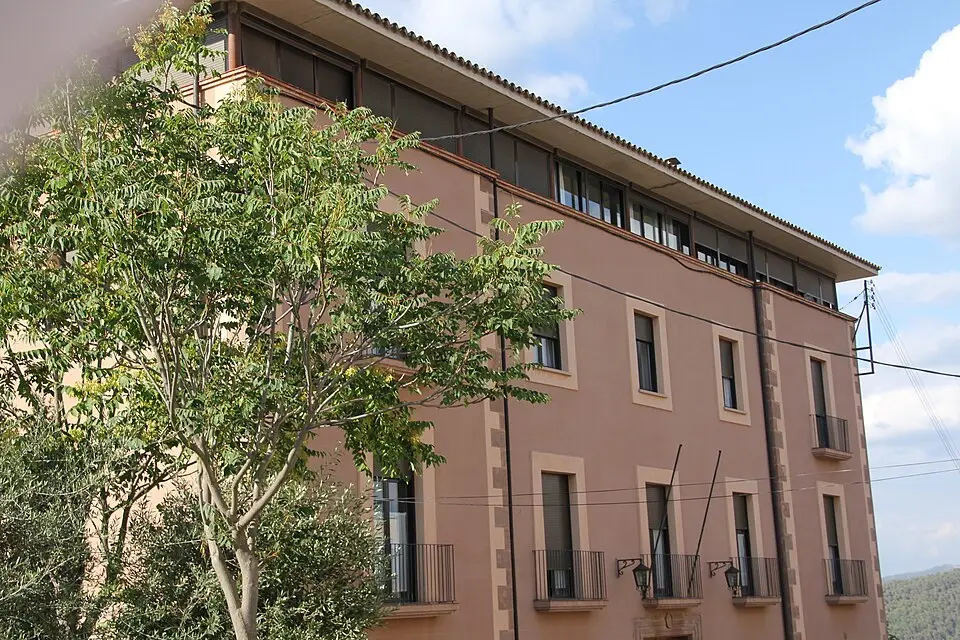 Edificio del antiguo Hospital de Sant Jaume de Cardona