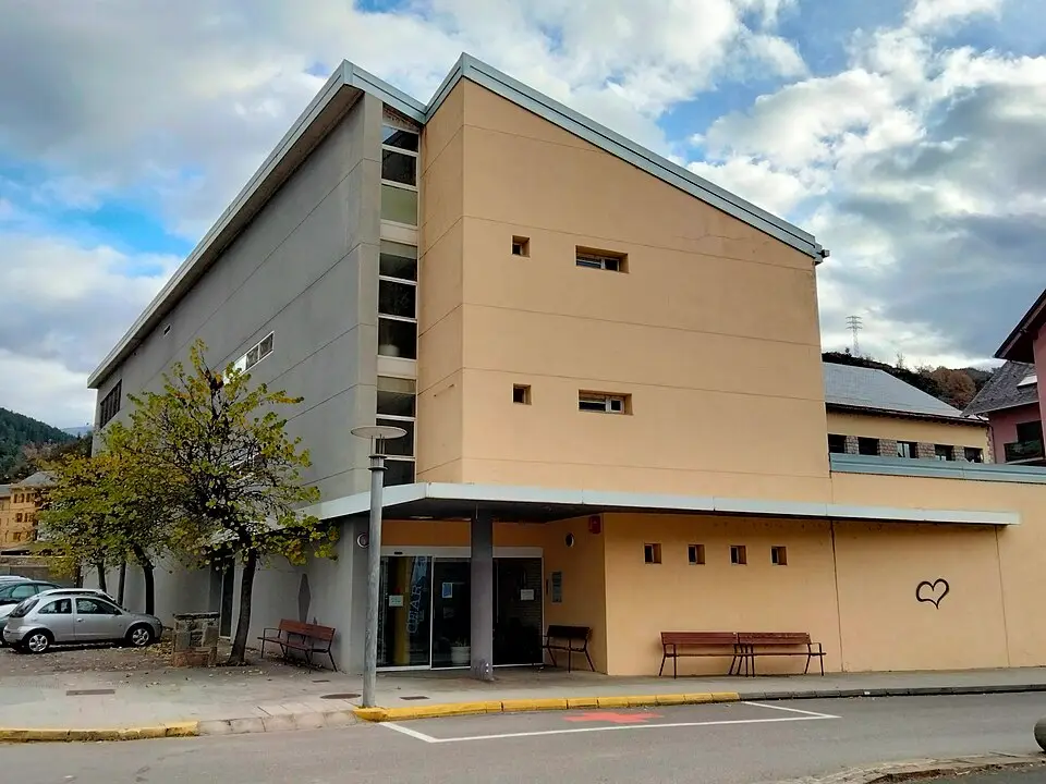 Edificio de la Residència de l'Alta Ribagorça, en El Pont de Suert